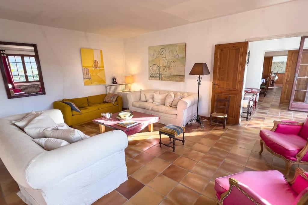 Mas De Charme En Pleine Camargue Villa Saint-Gilles  Exterior photo